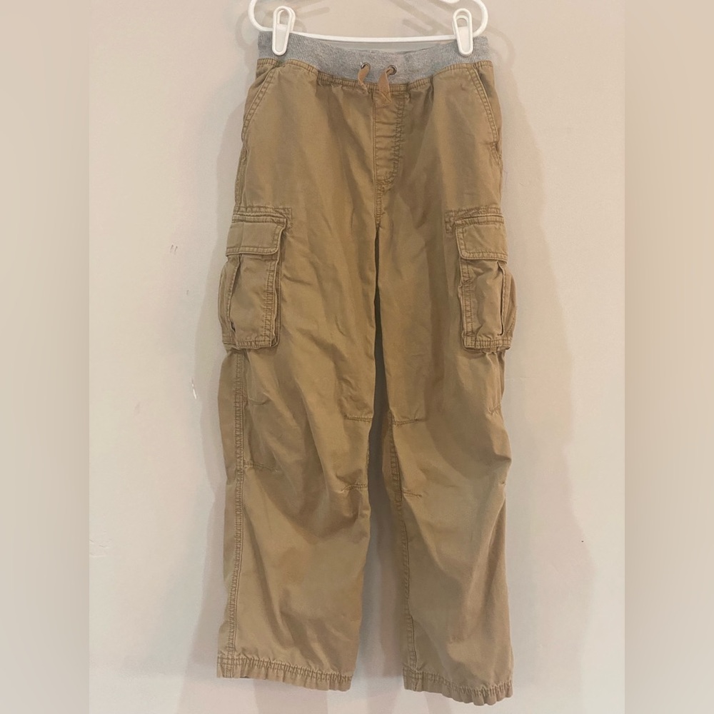 Hanna Andersson size 150/10 khaki cargo pants